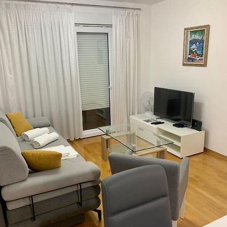 Apartment Pearl-Free Parking Makarska Ngoại thất bức ảnh